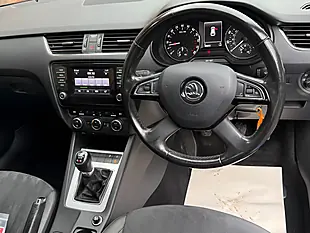 Used 2014 Skoda Octavia Elegance Blue - Interior and Exterior details 10