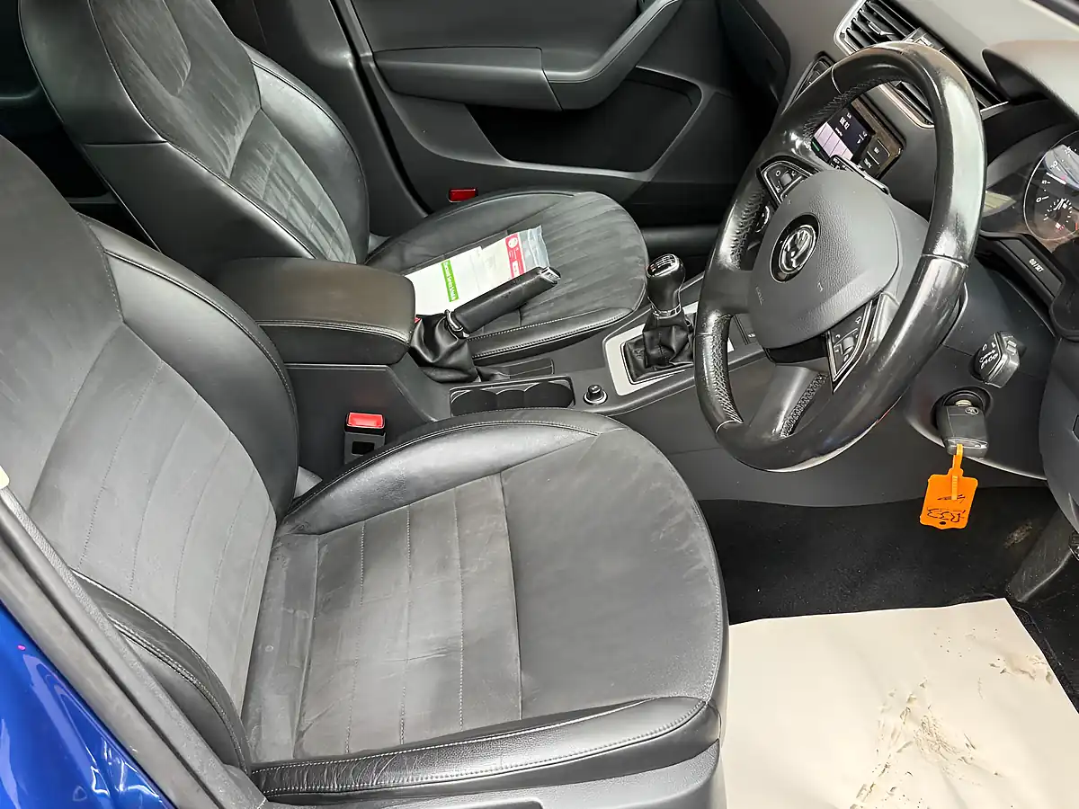 Used 2014 Skoda Octavia Elegance Blue - Interior and Exterior details 13