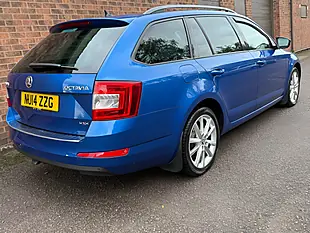Used 2014 Skoda Octavia Elegance Blue - Interior and Exterior details 5