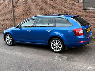 Used 2014 Skoda Octavia Elegance Blue - Interior and Exterior details 7