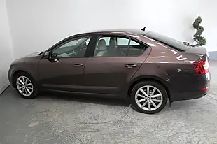 Used 2014 Skoda Octavia Elegance Brown - Interior and Exterior details 7