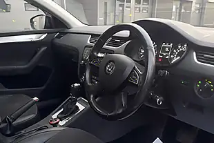 Used 2014 Skoda Octavia Elegance Gray - Interior and Exterior details 9