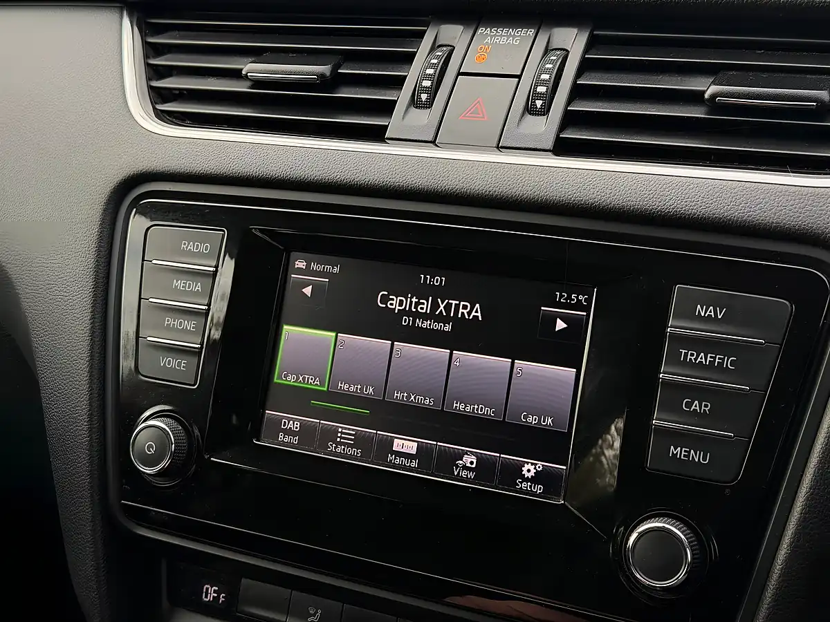 Used 2014 Skoda Octavia Elegance Red - Interior and Exterior details 16
