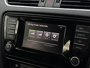 Used 2014 Skoda Octavia Elegance Red - Interior and Exterior details 18