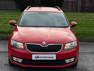Used 2014 Skoda Octavia Elegance Red - Interior and Exterior details 9