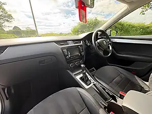 Used 2014 Skoda Octavia Elegance Silver - Interior and Exterior details 12