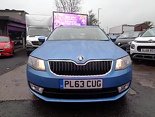 Used 2014 Skoda Octavia Se Blue - Interior and Exterior details 10