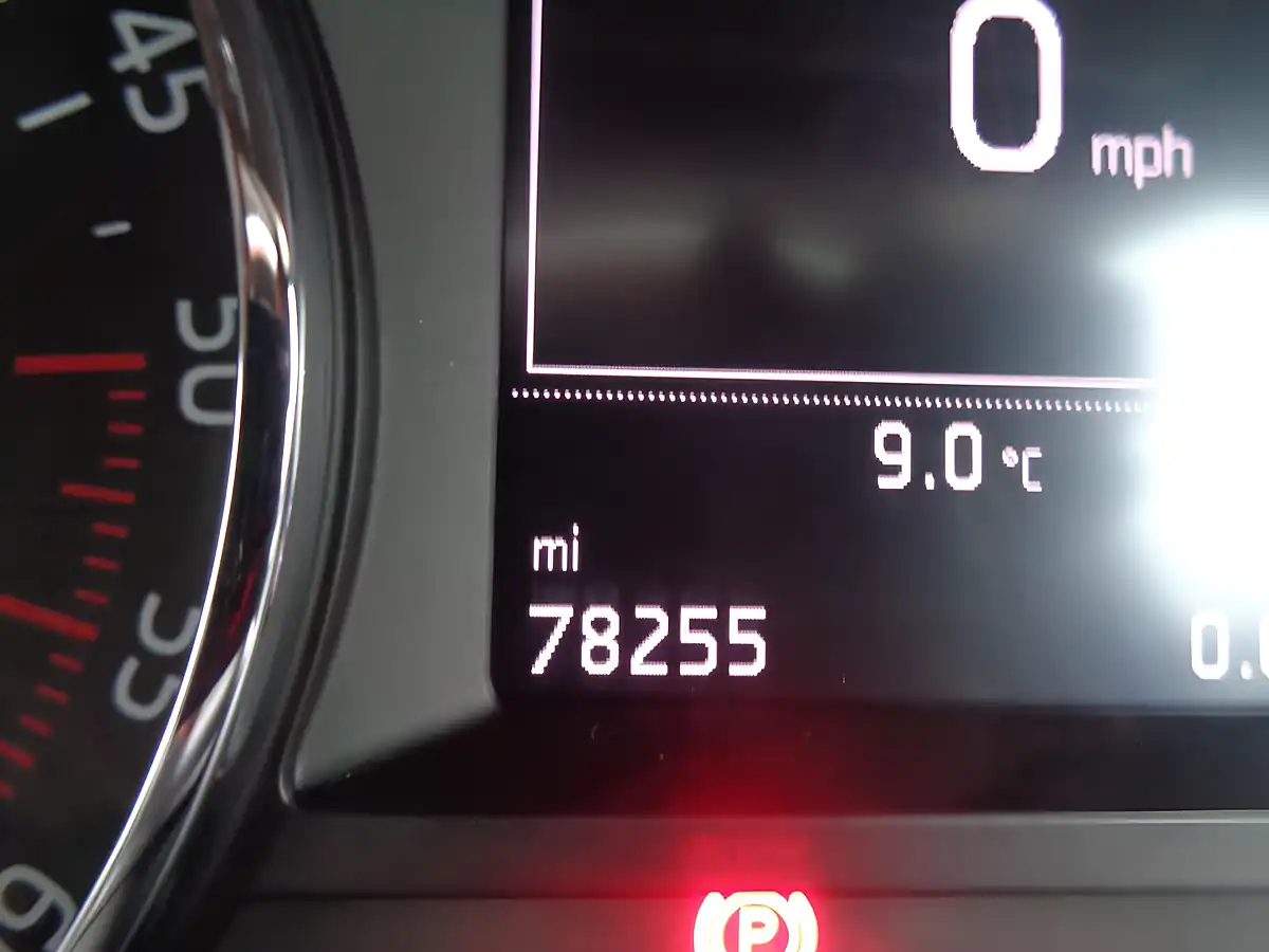 Used 2014 Skoda Octavia Se Blue - Interior and Exterior details 20