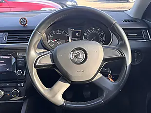 Used 2014 Skoda Octavia Se Red - Interior and Exterior details 16