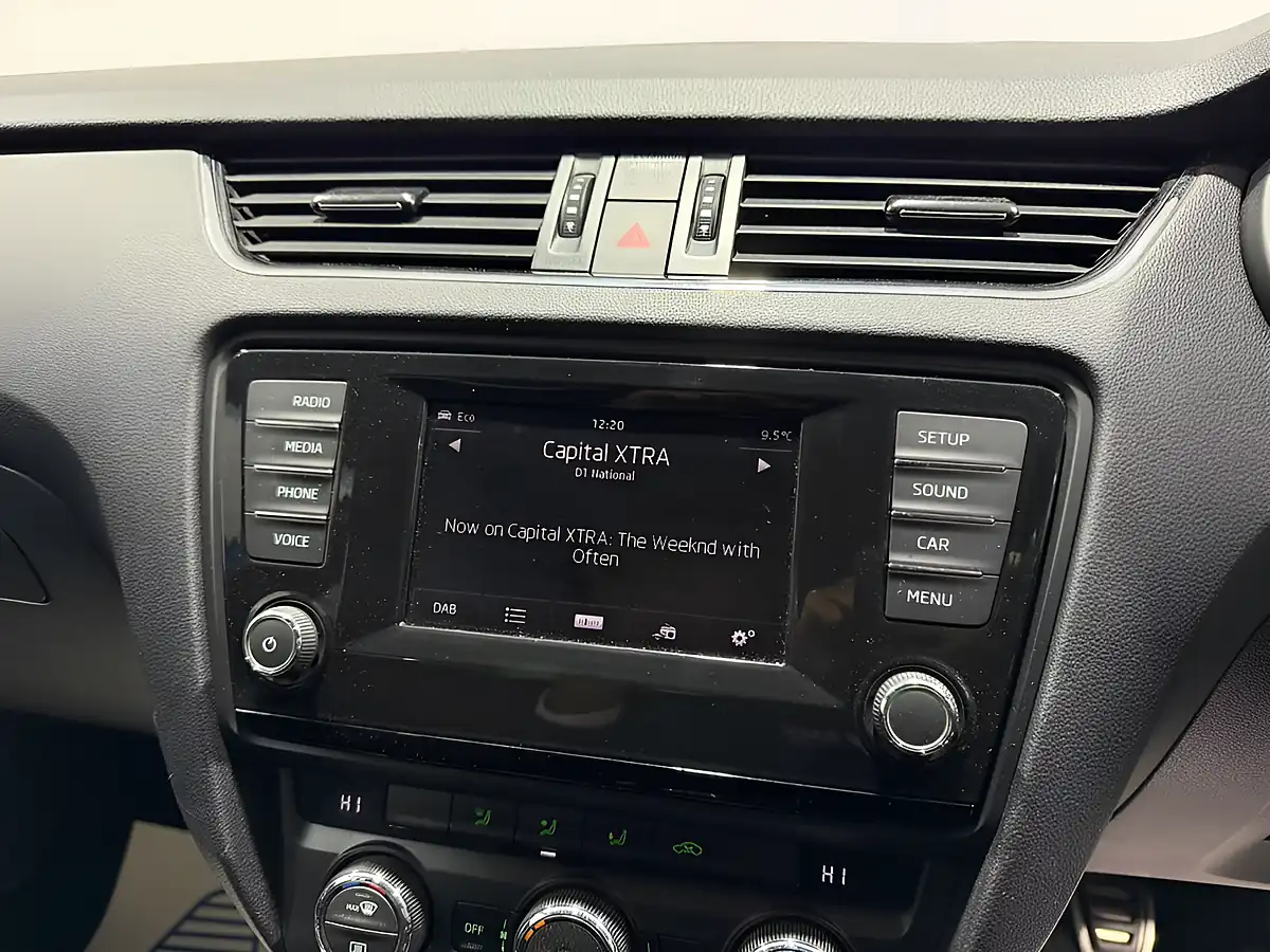 Used 2014 Skoda Octavia VRS Blue - Interior and Exterior details 14