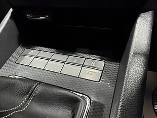 Used 2014 Skoda Octavia VRS Blue - Interior and Exterior details 17