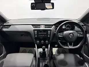 Used 2014 Skoda Octavia VRS Blue - Interior and Exterior details 4