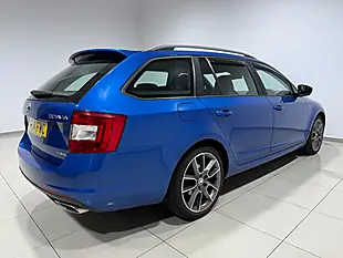 Used 2014 Skoda Octavia VRS Blue - Interior and Exterior details 9