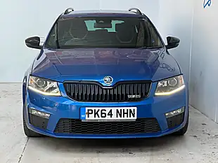 Used 2014 Skoda Octavia VRS Race Blue - Interior and Exterior details 2