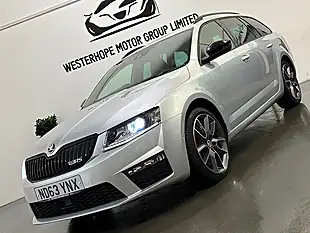 Used 2014 Skoda Octavia VRS Silver - Interior and Exterior details 14