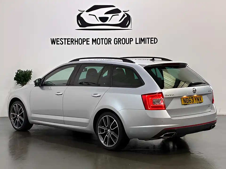 Used 2014 Skoda Octavia VRS Silver - Interior and Exterior details 16