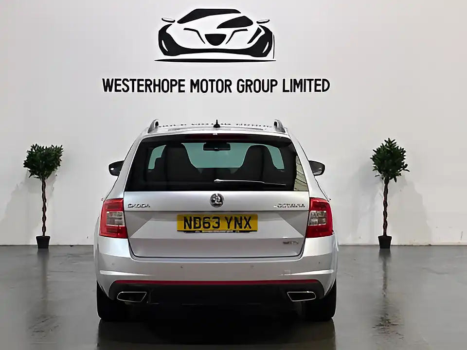 Used 2014 Skoda Octavia VRS Silver - Interior and Exterior details 19