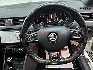 Used 2014 Skoda Octavia VRS White - Interior and Exterior details 12