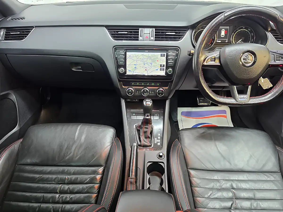 Used 2014 Skoda Octavia VRS White - Interior and Exterior details 13