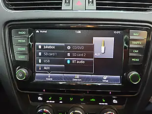 Used 2014 Skoda Octavia VRS White - Interior and Exterior details 19
