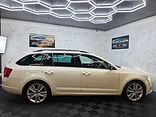 Used 2014 Skoda Octavia VRS White - Interior and Exterior details 8