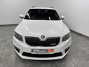 Used 2014 Skoda Octavia VRS White - Interior and Exterior details 3