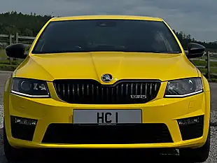 Used 2014 Skoda Octavia VRS Yellow - Interior and Exterior details 3