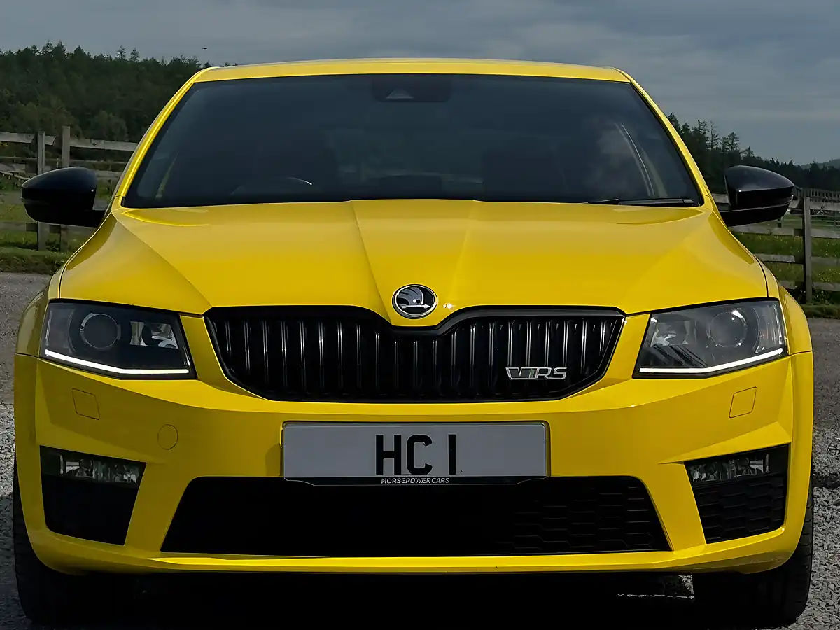 Used 2014 Skoda Octavia VRS Yellow - Interior and Exterior details 3