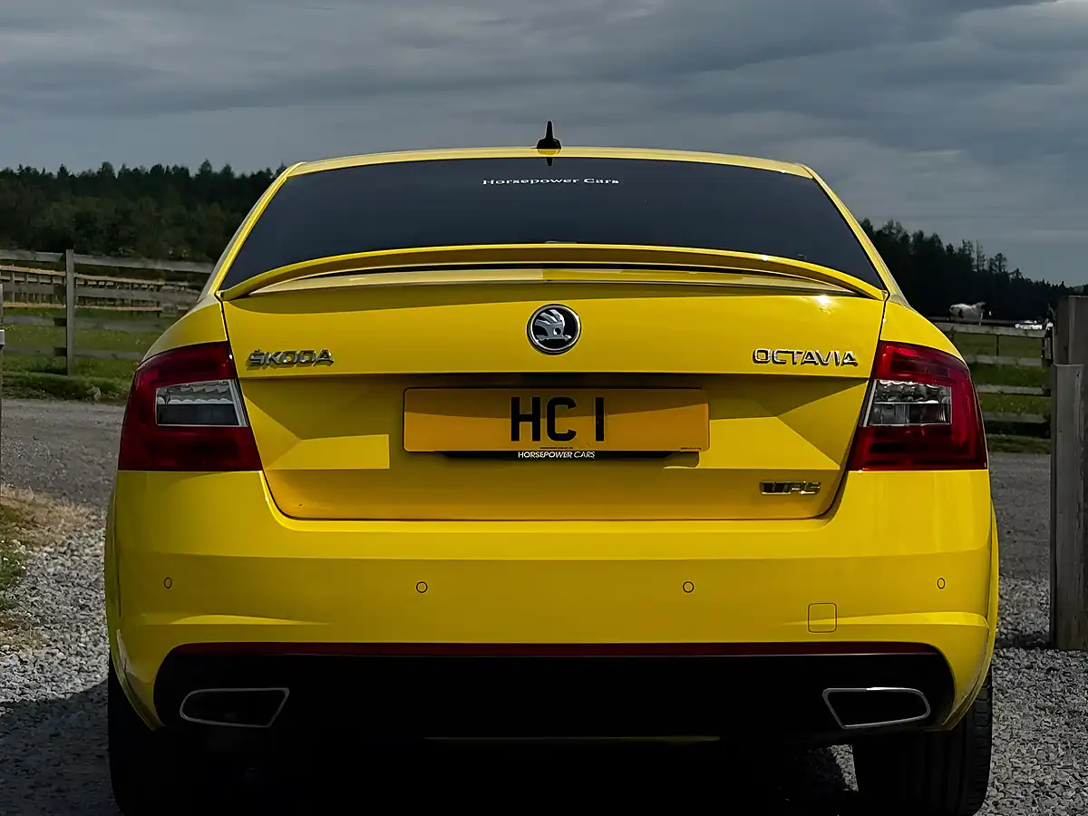 Used 2014 Skoda Octavia VRS Yellow - Interior and Exterior details 5