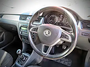 Used 2014 Skoda Rapid Spaceback Se White - Interior and Exterior details 11