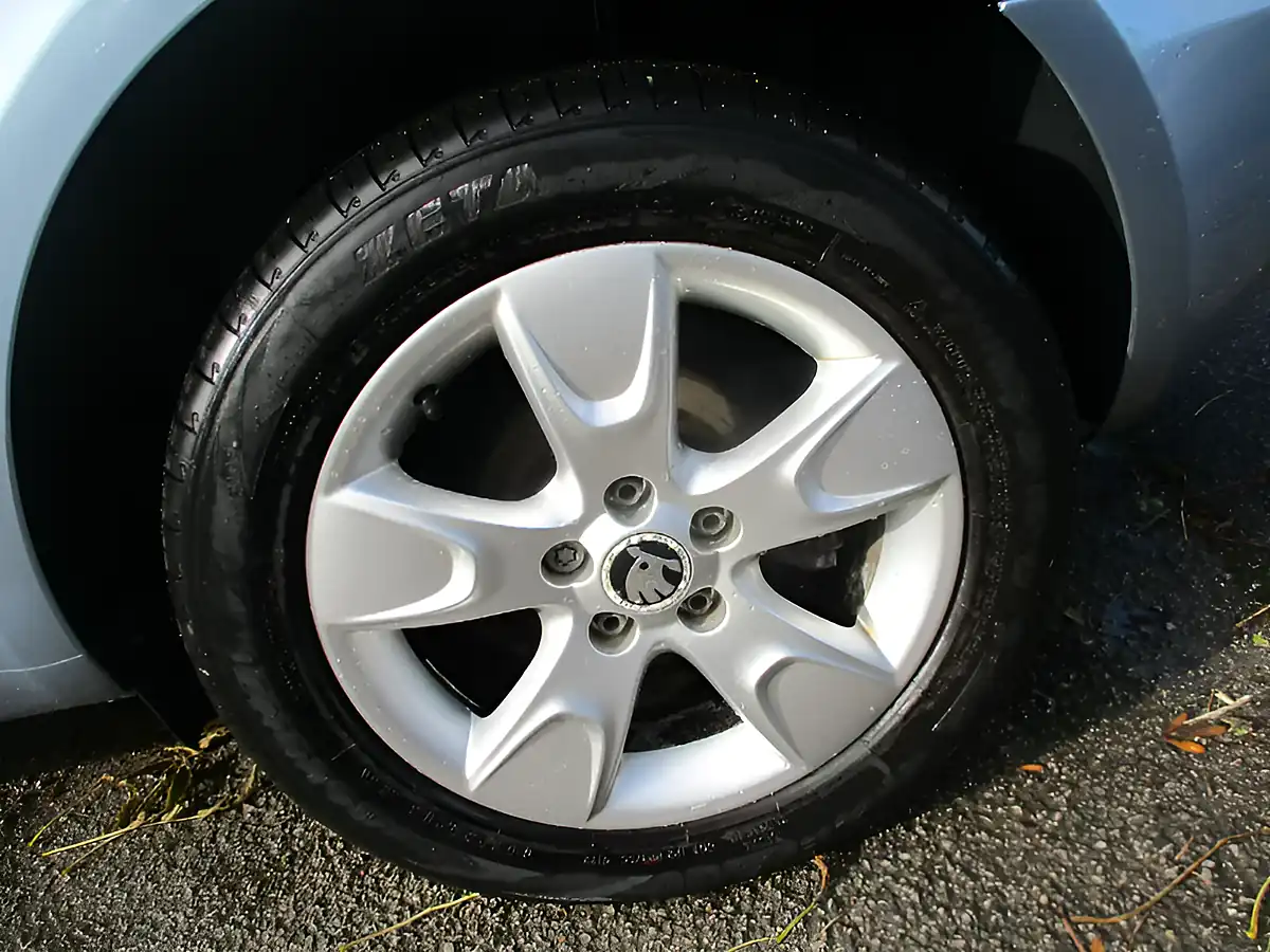 Used 2014 Skoda Roomster Se Action Blue - Interior and Exterior details 10