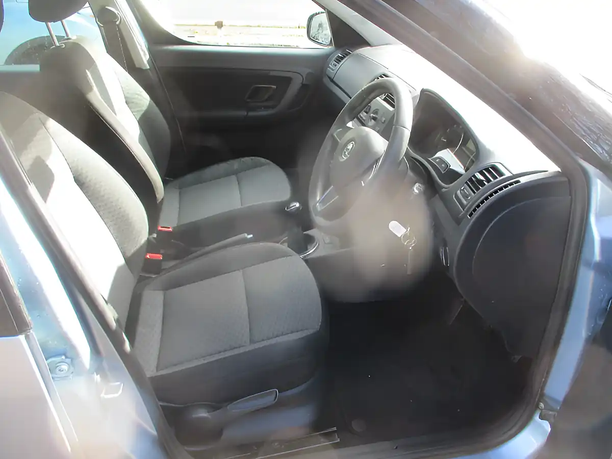 Used 2014 Skoda Roomster Se Action Blue - Interior and Exterior details 13