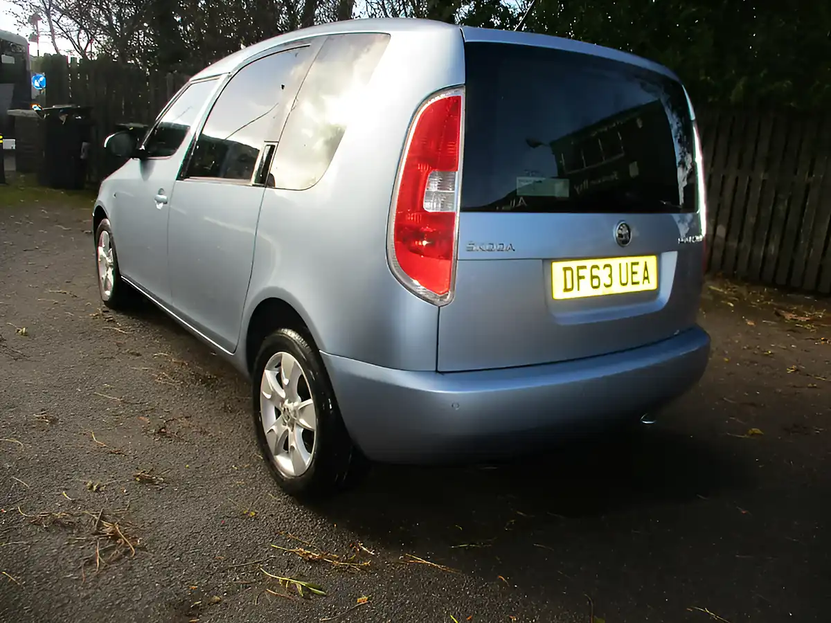Used 2014 Skoda Roomster Se Action Blue - Interior and Exterior details 7