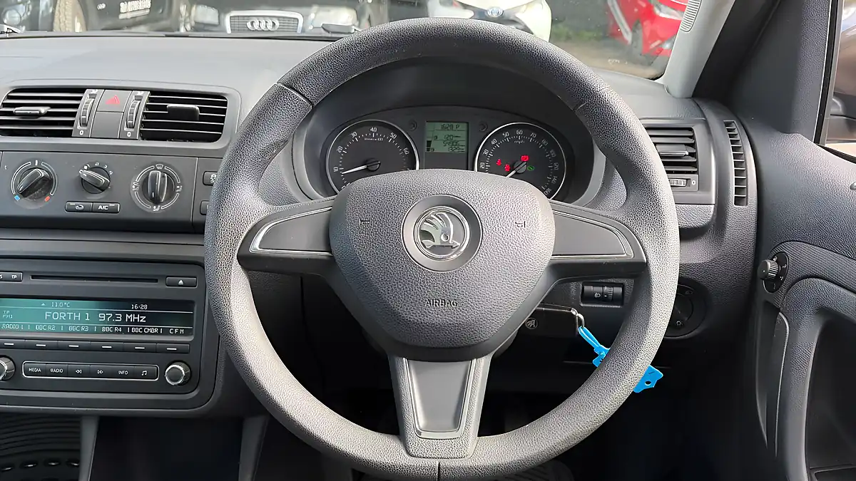 Used 2014 Skoda Roomster Se Brown - Interior and Exterior details 11