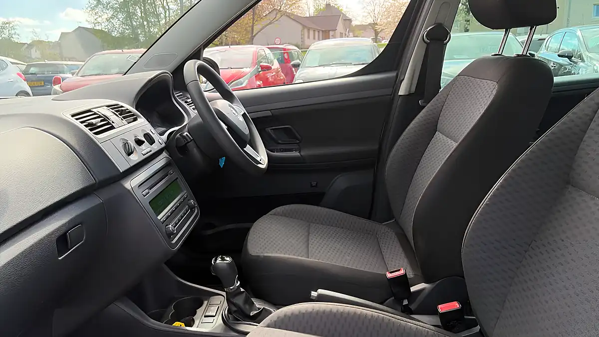 Used 2014 Skoda Roomster Se Brown - Interior and Exterior details 6