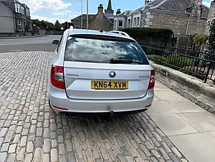Used 2014 Skoda Superb Elegance Brilliant Silver - Interior and Exterior details 15
