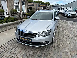 Used 2014 Skoda Superb Elegance Brilliant Silver - Interior and Exterior details 6