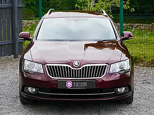 Used 2014 Skoda Superb Elegance Red - Interior and Exterior details 3