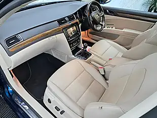 Used 2014 Skoda Superb Laurin & Klement Blue - Interior and Exterior details 16