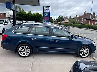 Used 2014 Skoda Superb Se Blue - Interior and Exterior details 3