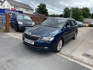 Used 2014 Skoda Superb Se Blue - Interior and Exterior details 4
