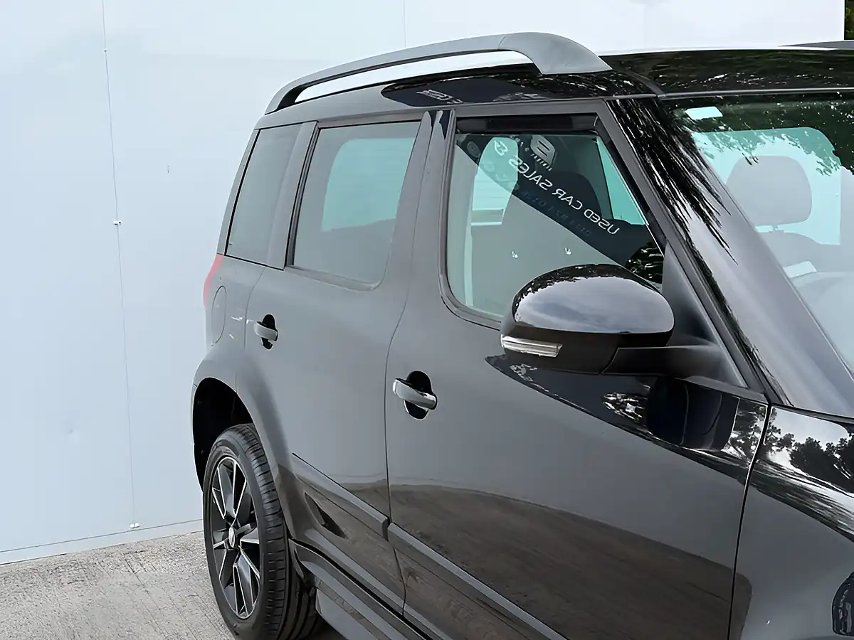 Used 2014 Skoda Yeti Black Edition Black Magic - Interior and Exterior details 9