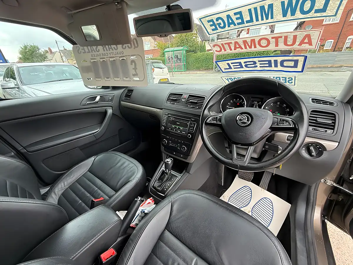 Used 2014 Skoda Yeti Elegance Outdoor Brown - Interior and Exterior details 17