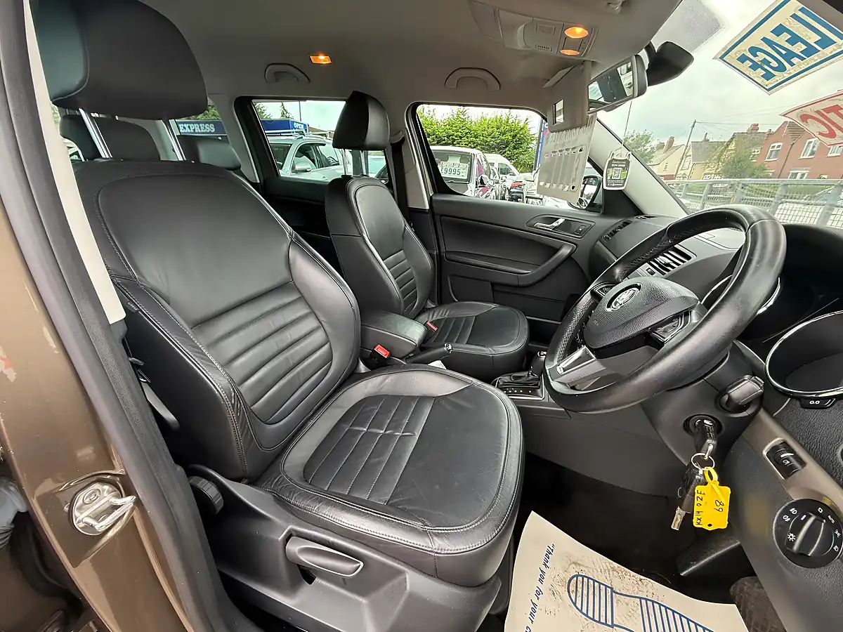 Used 2014 Skoda Yeti Elegance Outdoor Brown - Interior and Exterior details 18