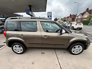 Used 2014 Skoda Yeti Elegance Outdoor Brown - Interior and Exterior details 2