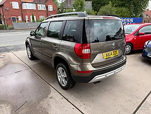Used 2014 Skoda Yeti Elegance Outdoor Brown - Interior and Exterior details 5