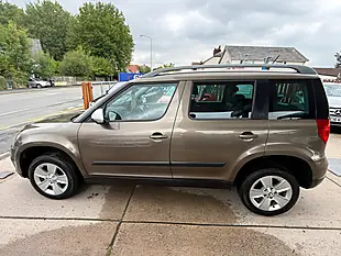 Used 2014 Skoda Yeti Elegance Outdoor Brown - Interior and Exterior details 6