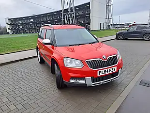 Used 2014 Skoda Yeti Elegance Outdoor Red - Interior and Exterior details 5