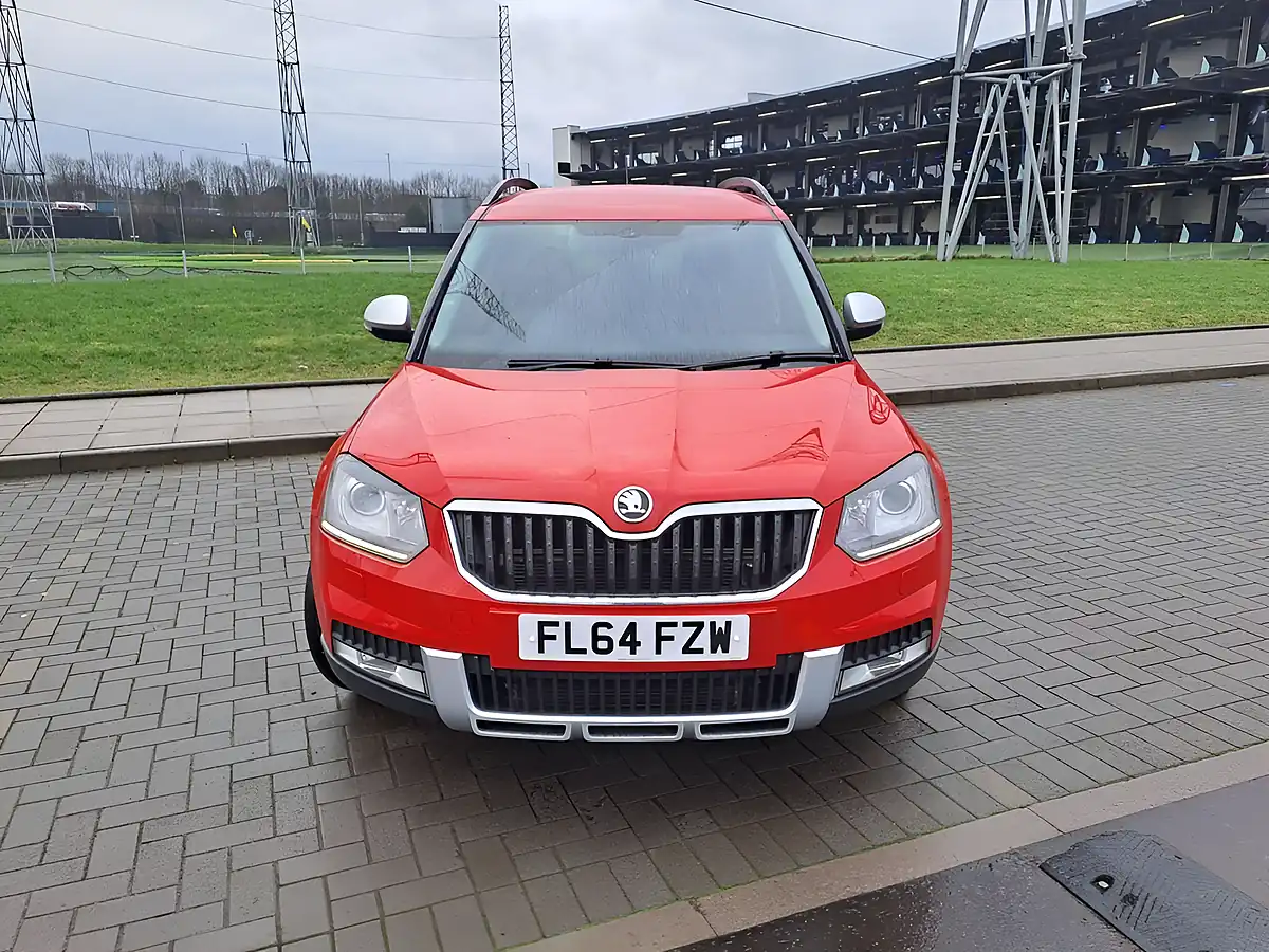 Used 2014 Skoda Yeti Elegance Outdoor Red - Interior and Exterior details 6