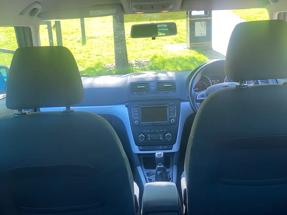 Used 2014 Skoda Yeti Greenline Ii Se Beige - Interior and Exterior details 12